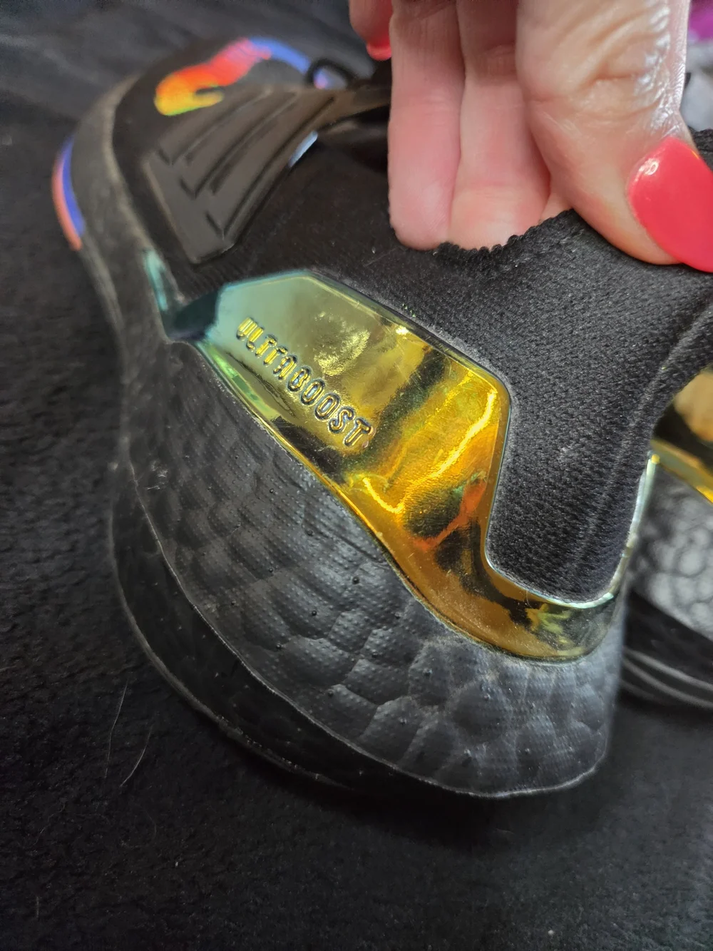 Adidas Ultraboost 22 'Linear Energy' Unisex Sneakers - 7.5